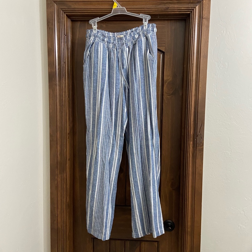 Women’s dress pants